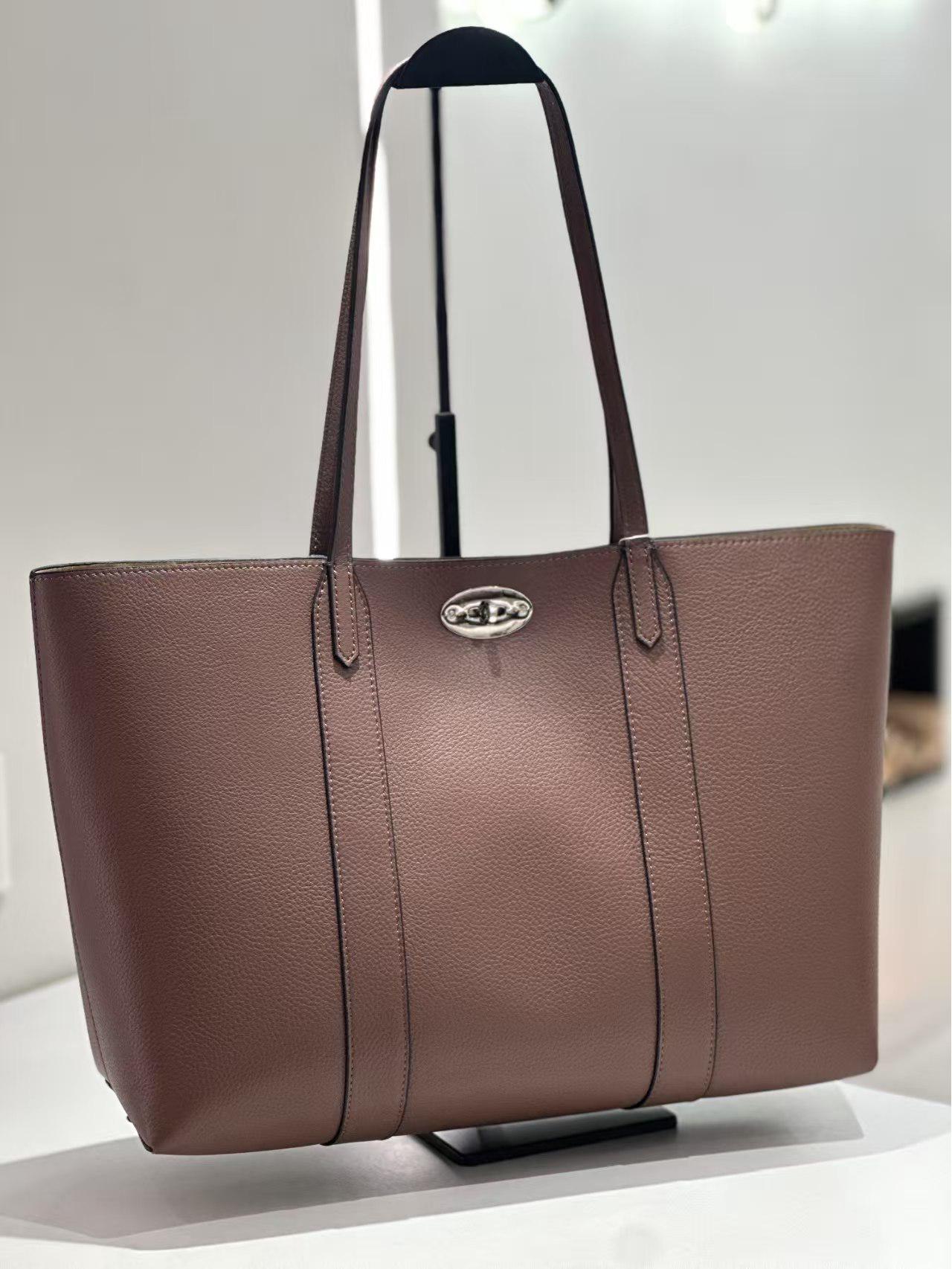 

Niche Design 2025 Women s Large Genuine Leather Tote Bag 38L x 13W x 28H CM