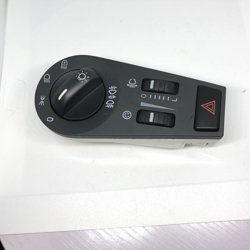 20942846 20953573 Truck Headlight Fog Lamp Knob Hazard Warning Light Button Control Switch Panel For Volvo FH FM 2Glidewheels