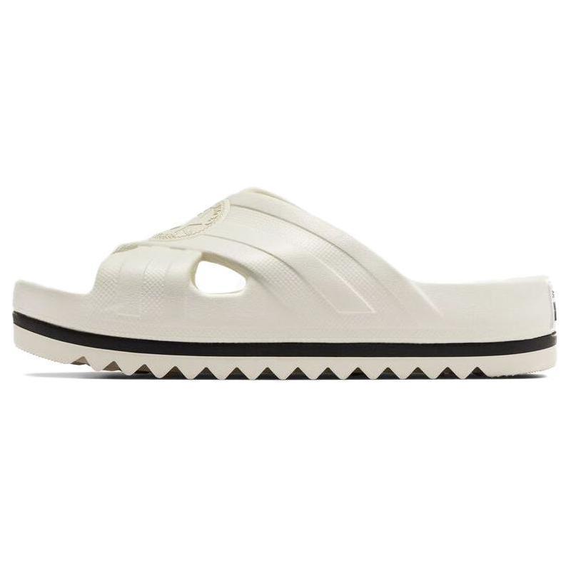 

Converse Chuck Taylor All Star Durable Slide Sandals for Men and Women in Black and White. 42.5