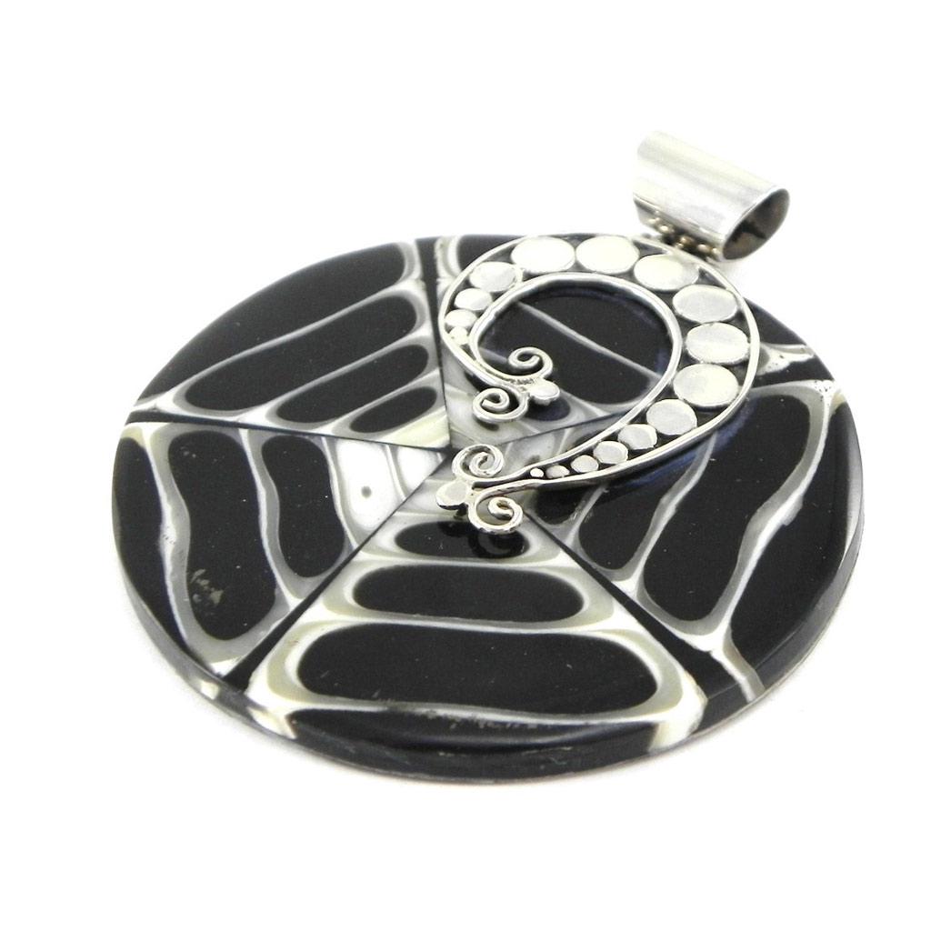 

Les Trésors De Lily [H8316] - Pendentif Argent artisanal Sagesse nacre noire - 53 mm