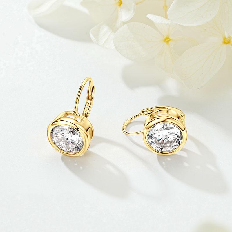 10K Solid Yellow Gold Ear Huggies with Certificate Moissanite Earring Hoop Clip Earring Wedding Wedding Banquet Fine Jewelry New