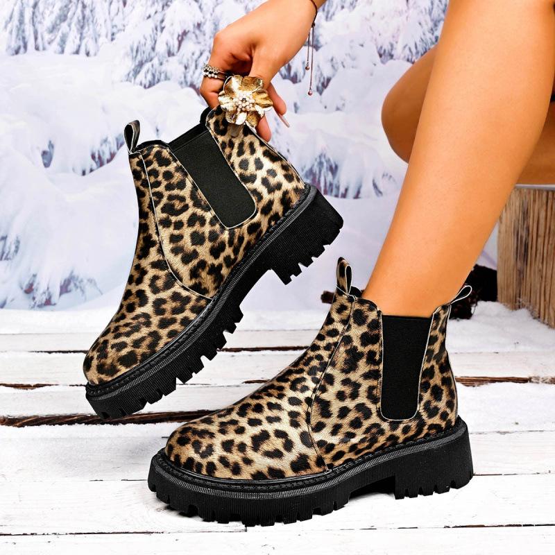 Large size Martin boots New European and American leopard print single boots casual boots in autumn and winter