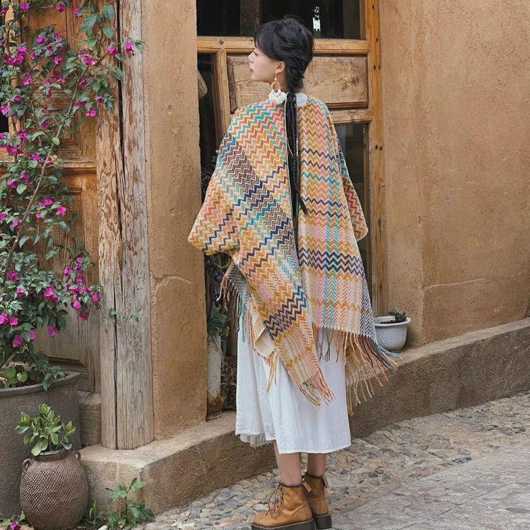 Ethnic Style Wave Pattern Long-Sleeve Knitted Shawl for Women - Warm for Autumn/Winter Travel