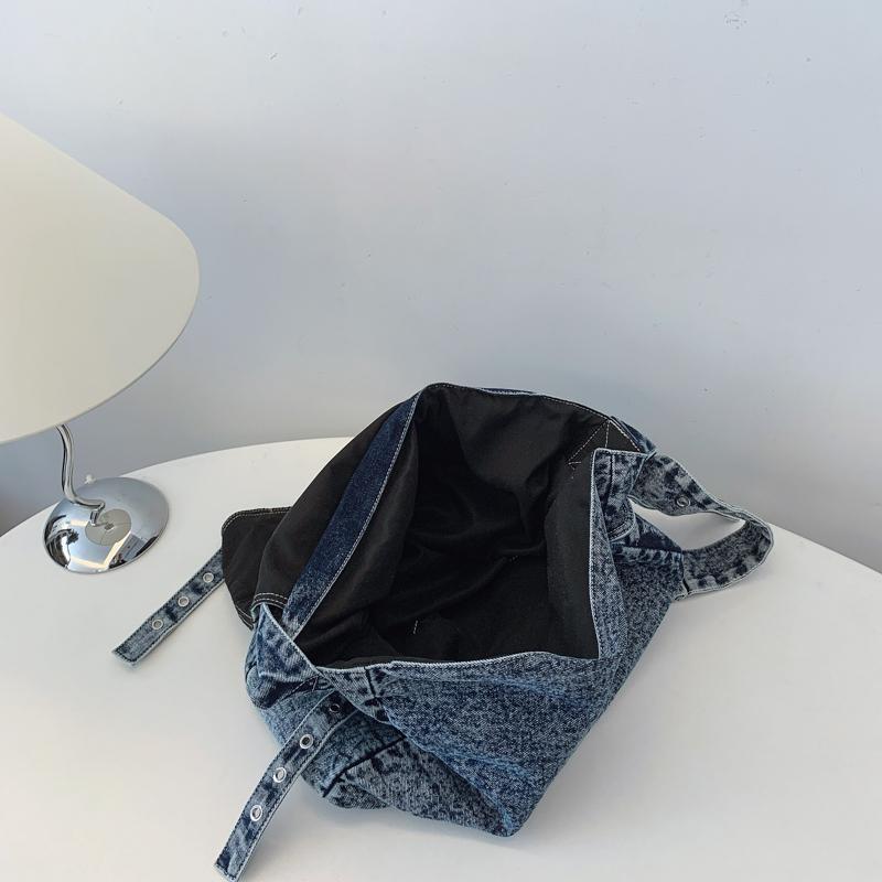 Denim Shoulder Bag With Studs And Love Buzz Print For Women