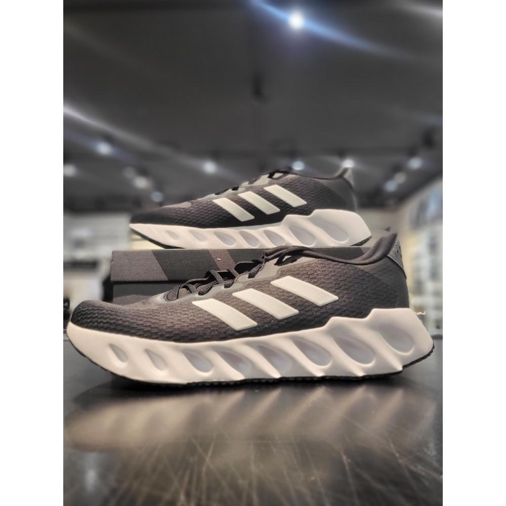 

Adidas Shoes Мужские кроссовки Switch Run IF5720