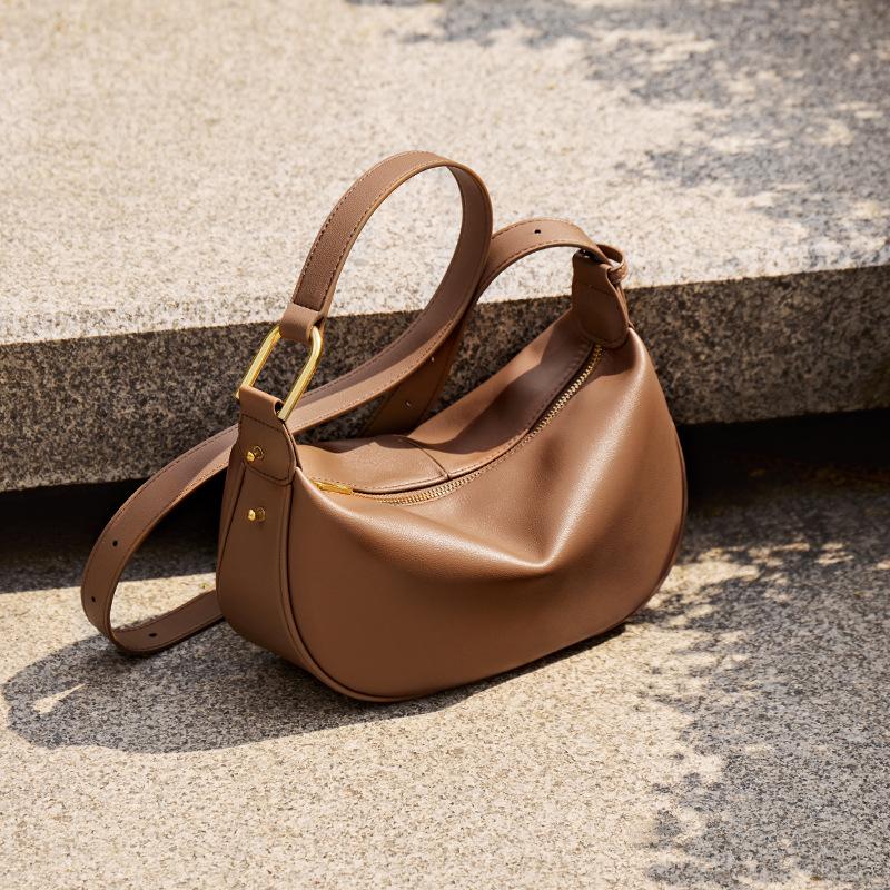 

Versatile High-End Underarm Bag 2025 New Genuine Leather Dumpling Bag Design Crescent Bag Fashionable Single Shoulder Crossbody Bag Long26.5CM、Wide9CM。Hi коричневый