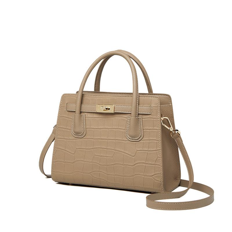 

Стильная одноплечевая сумка для женщин среднего возраста на осень и зиму 25.5*9.5*20cm