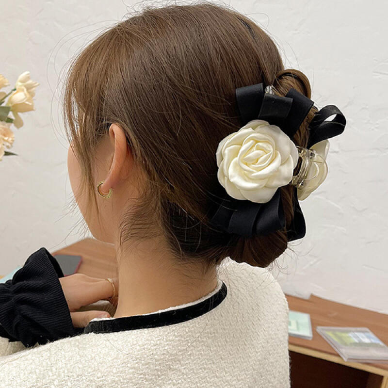 Kuching Rose Ribbon Lovely Hair Clip black