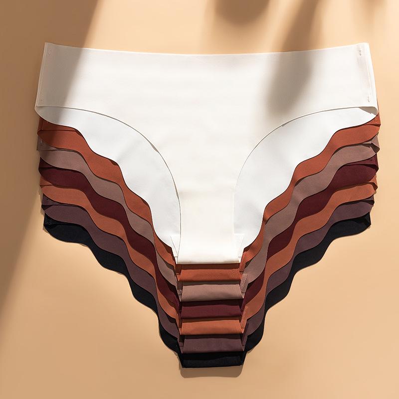 Ice Silk Plus Size Women's Ruffle Seamless Panties with Breathable Cotton Crotch