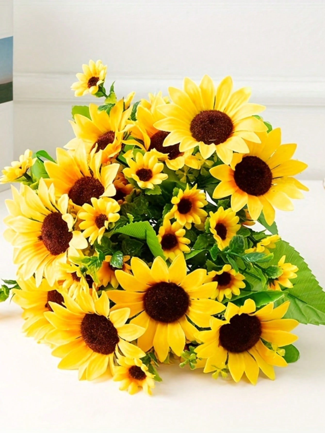 

1pc Thirteen sunflower artificial flowers home bedroom decorated with small daisies artificial flowers pastoral style S жовтий