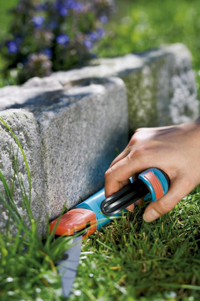 GARDENA Vejos žirklės Comfort 360 laipsnių besisukantys ašmenys Kairės ir dešinės pusės rankena Produktas iki 25 metų (naudoti) Peteliškės formos 08735-20 Garantija