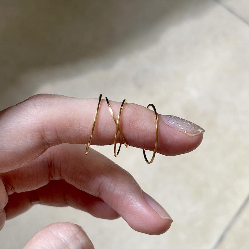 "Stunning 14k Ultra-Thin 0.5mm Arc Ring for Women – Versatile Joint or Little Finger Wear, No-Fade, Smooth Surface"