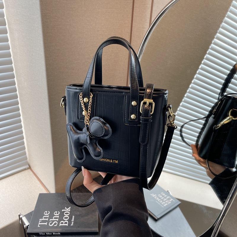 Hand Bag Women's New Versatile Small Square Bag Shoulder Messenger Bag