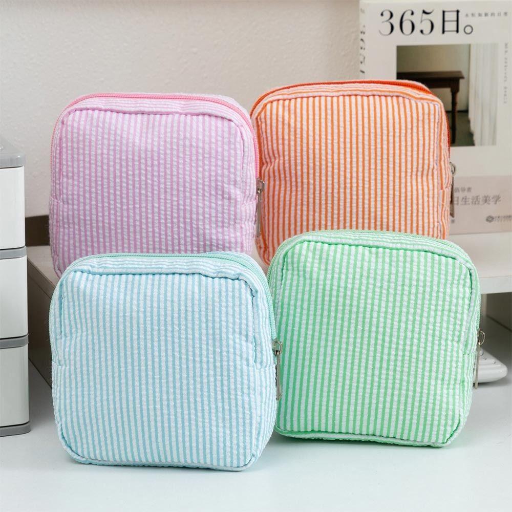 High Quality Durable Seersucker Sanitary Napkin Pouch Striped Pattern Multi-functional Mini Makeup Bag Cosmetic Bag Women