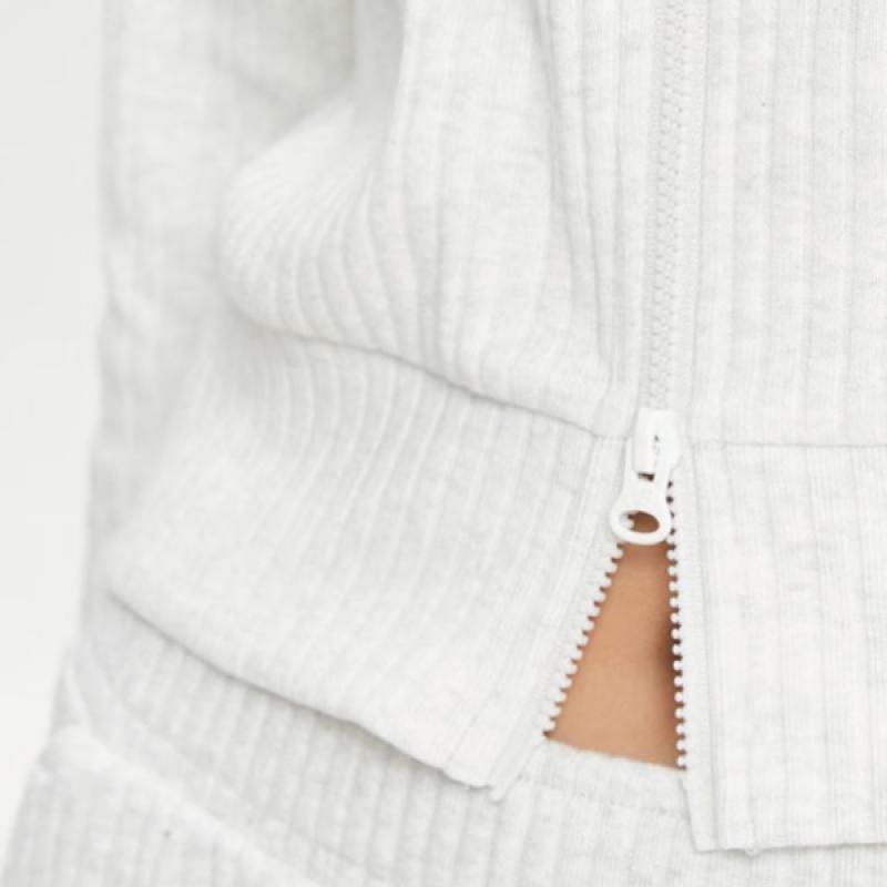 New Balance Half Club New Balance Women S 2 Way Ribbed Collar Zip Up Jacket Nbm