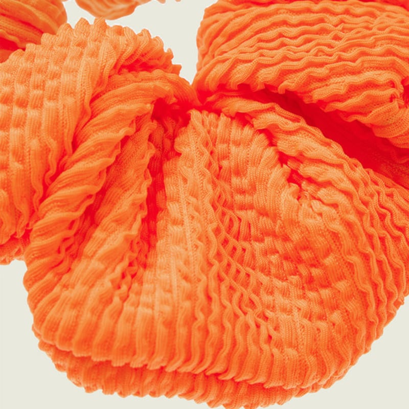 PSUCHE CRINKLE SCRUNCHIE _FANTA ORANGE
