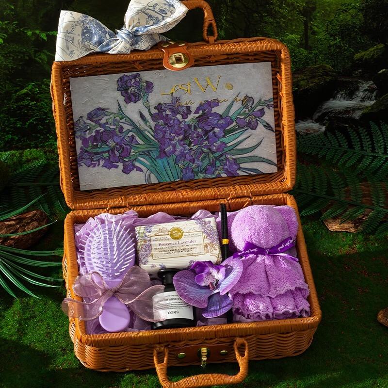 Monet Garden Premium Gift Box