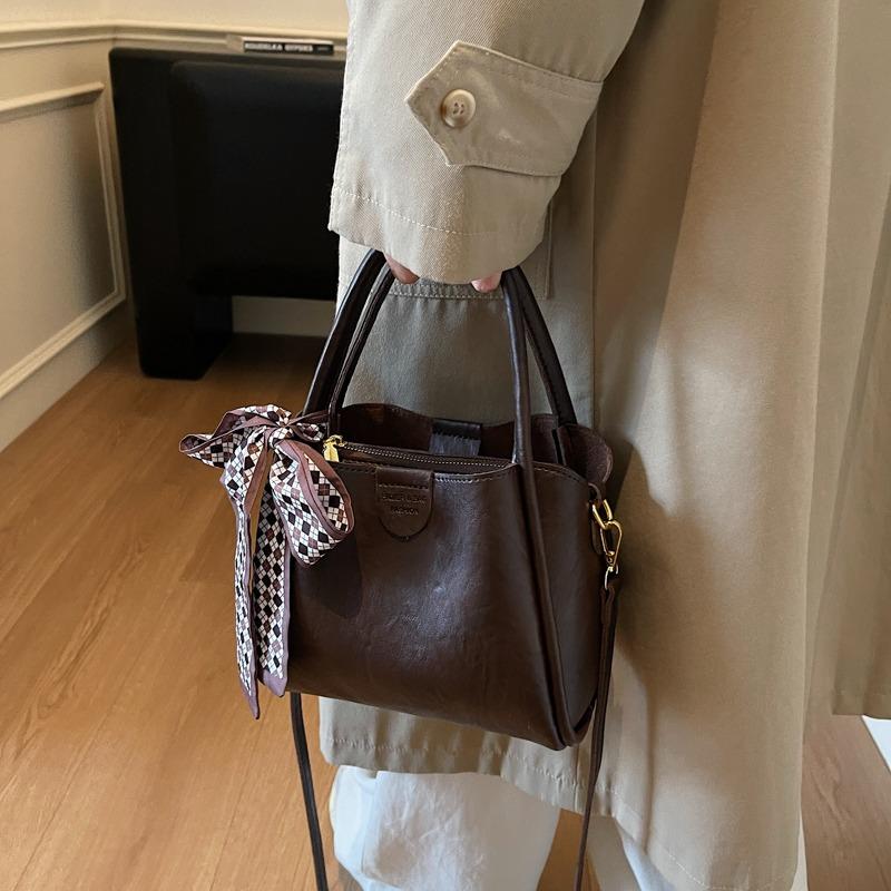 Fashion Vintage Bucket Bag Women PU Leather Top Handle Bag with Checkered Scarf Bow Large Capacity Shoulder Bag for Daily Commute and Outings