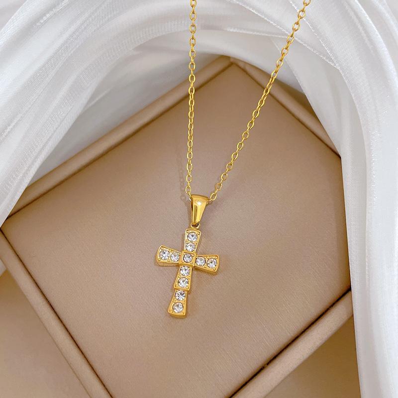 Cross Pendant Necklace for Women 2025 New Fashion Stainless Steel Jewelry Wedding Party Accessories