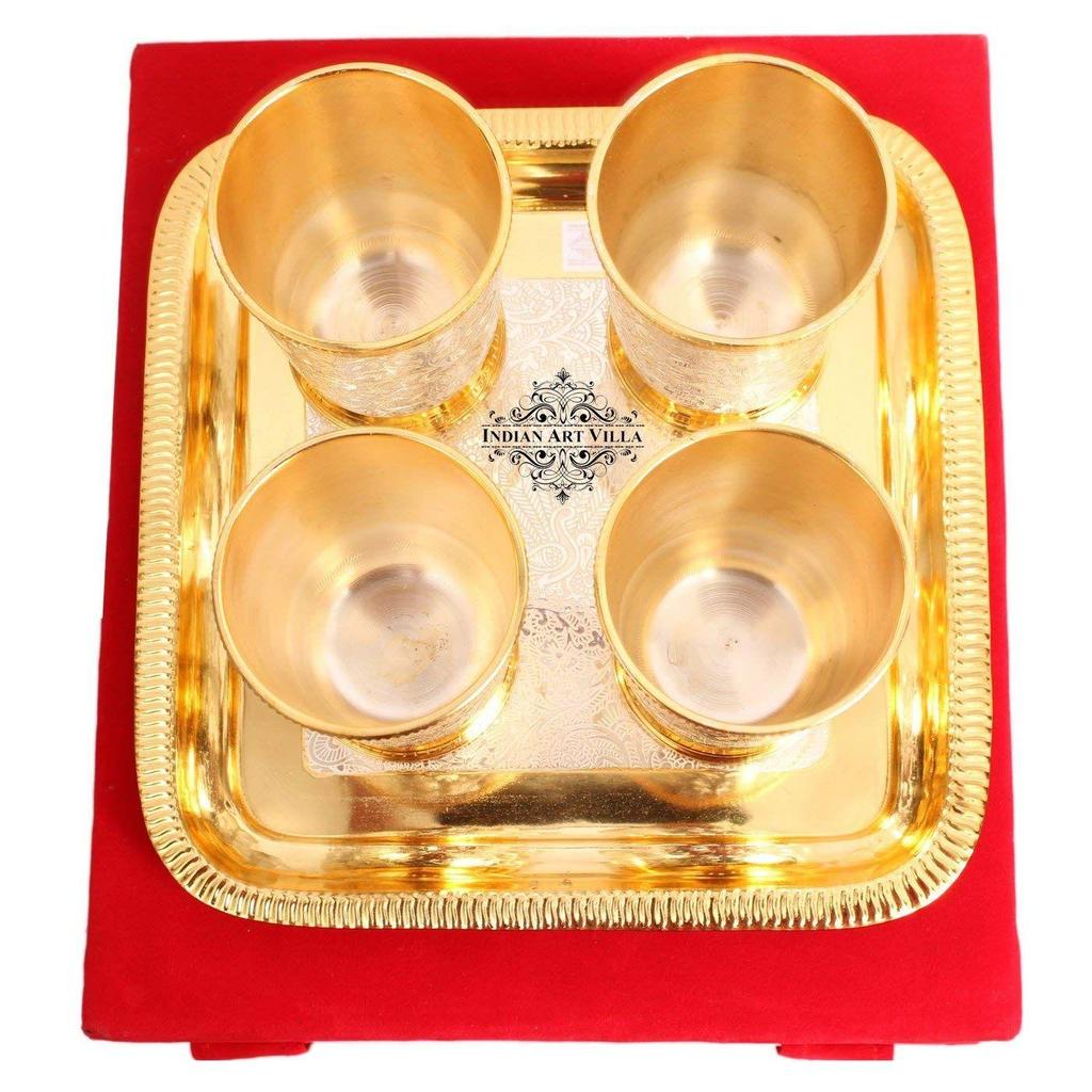 Sada 4 designových postříbřených sklenic/pohárů, leštěných do zlatova, k servírování vody, dárkový předmět k Diwali