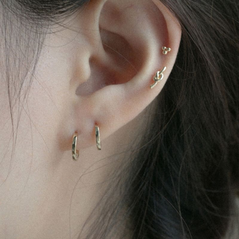 Youngglow 14k Knot Piercing