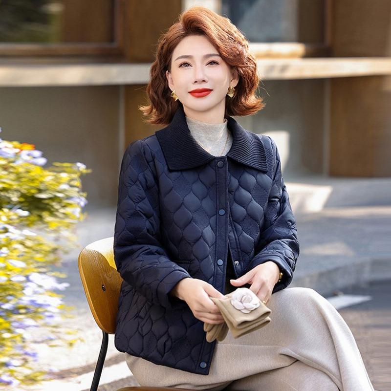 Short autumn and winter cotton jacket, light and thin cotton-padded jacket, old and fashionable autumn and winter cotton-padded jacket for women
