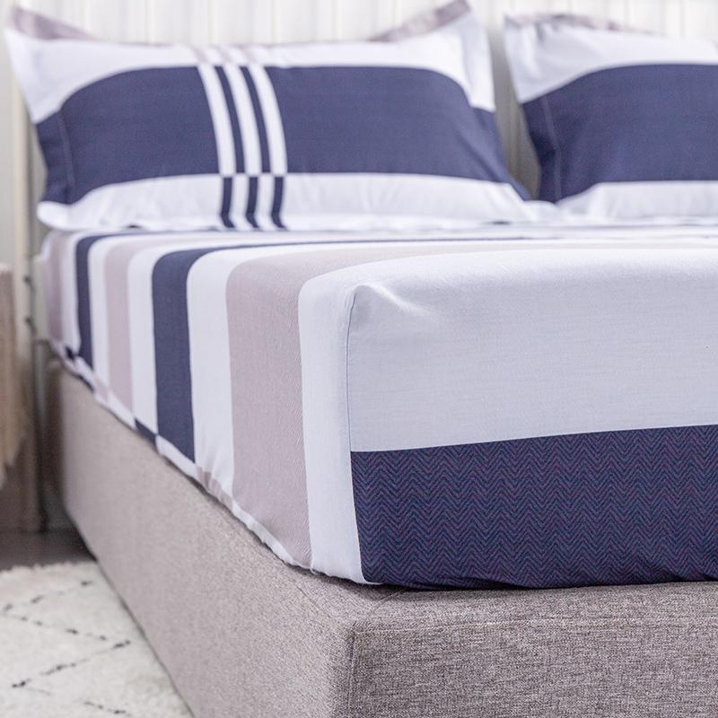 1 skin-friendly Bed Cover  cotton  Printing fitted sheet with elastic band, single/queen/king size (without pillowcases)