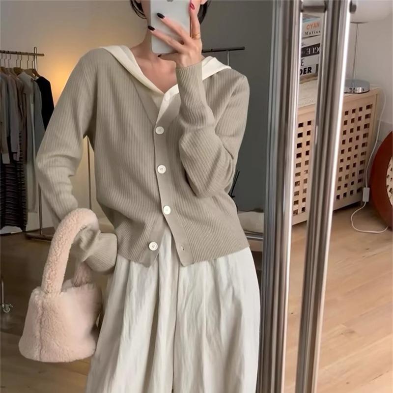 Fake two-piece knitted cardigan women's autumn small man wearing hooded sweater jacket casual loose short top