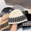 Niche Wool Blended Internet Celebrity Versatile Casual Jacquard Knitted Hat Ear Protection Warm Fisherman Basin Hat Men and Women