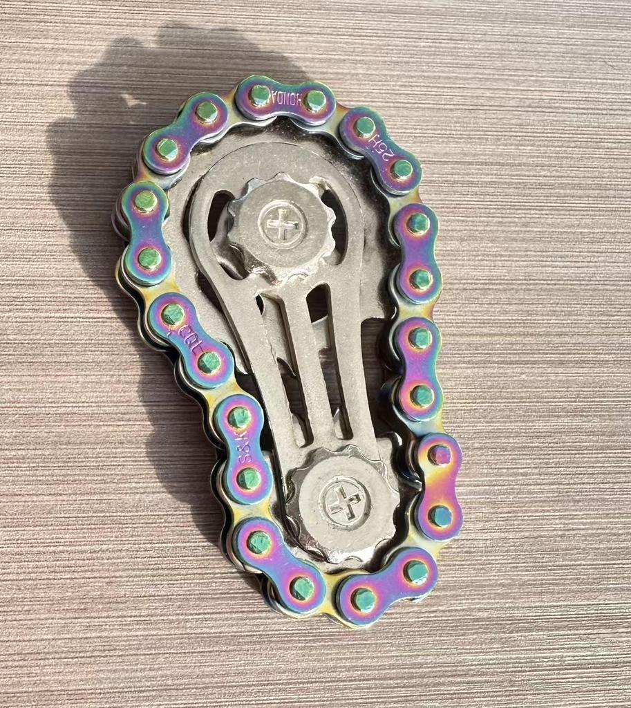 Bunter Zahnradketten-Fidget-Spinner: Angstlinderung Dekompressionswerkzeug