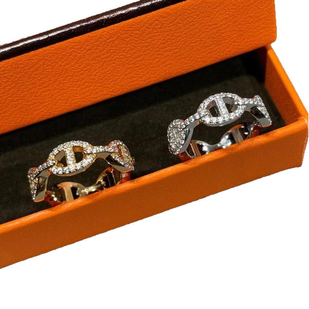 Inel V Gold Versiune Înaltă pentru Femei, Gros, Aur Roz 18k, cu Inel Nas Porc și Diamant de Carbon Înalt Integral - Inel Elegant și Versatil Seria H.