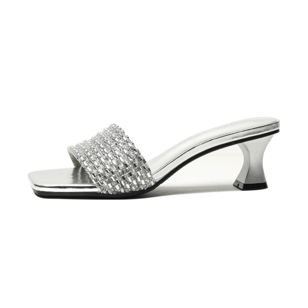 

Мода 2024 года, новые летние женские верхние тапочки в корейском стиле со стразами, для вечеринок и работы, женские повседневные босоножки на высоком каблуке-шпильке 41-42 42 серебряный