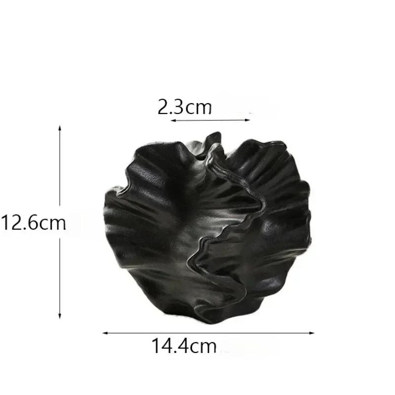 

Ceramic Vase Shape Accessories Geometric Wavy Patterns Petal for Flowers Arrangement Flower Vase Nordic Style Home Decoration