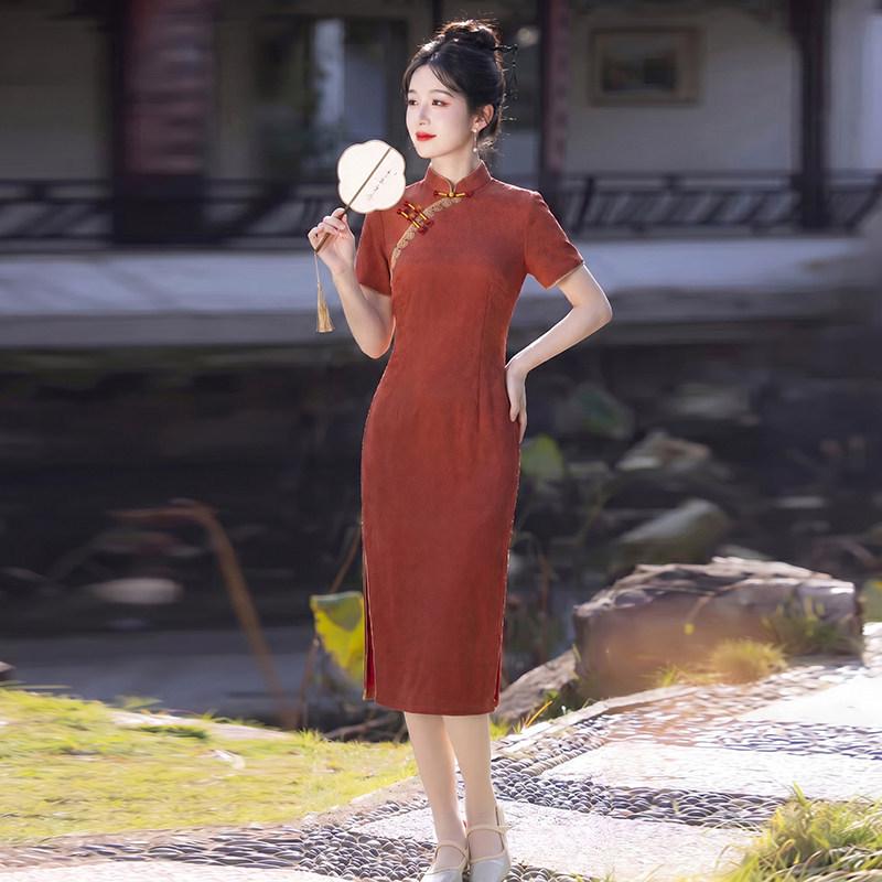 Red national style new Chinese style daily medium and long cheongsam improved young 1011 new women's high-end sense small man