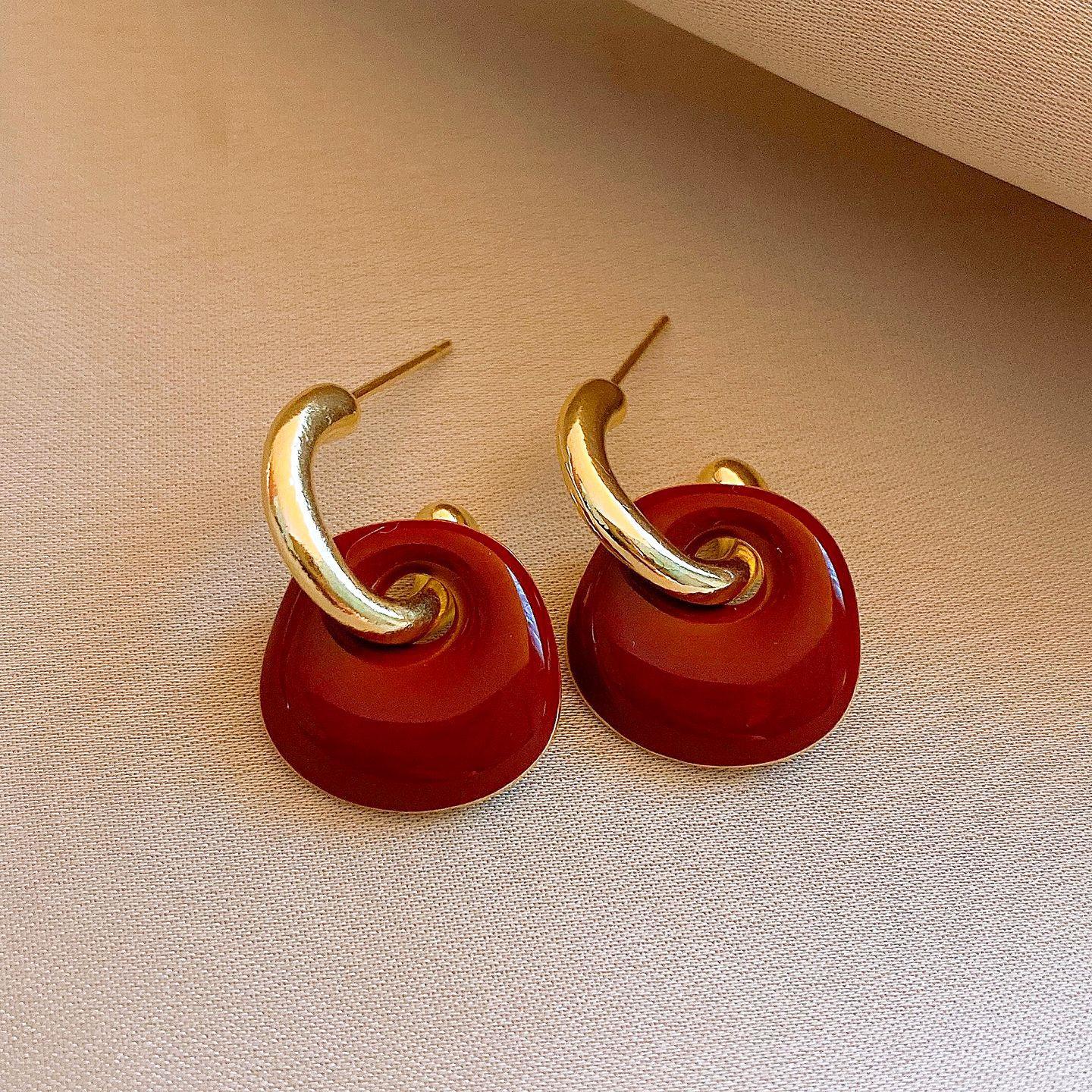 

Silver Needle Retro Simple Hong Kong Style Dripping Oil Square Earrings Earrings Temperament Personalized Earrings Women