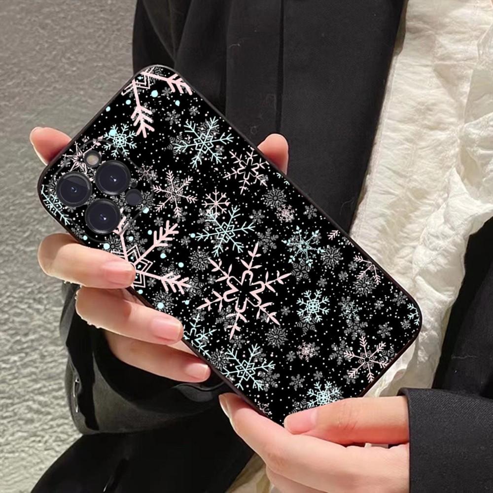 Christmas Snowflakes Phone Case For IPhone 16 15 14 11 12 13 Mini Pro XS Max Cover 6 7 8 Plus X Funda Shell