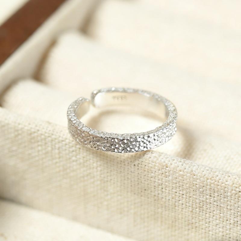 Fashion Texture Ring for Women Subtle Design Trendy 925 Sterling Silver Jewelry Textured Engagement Opening Rings 02876