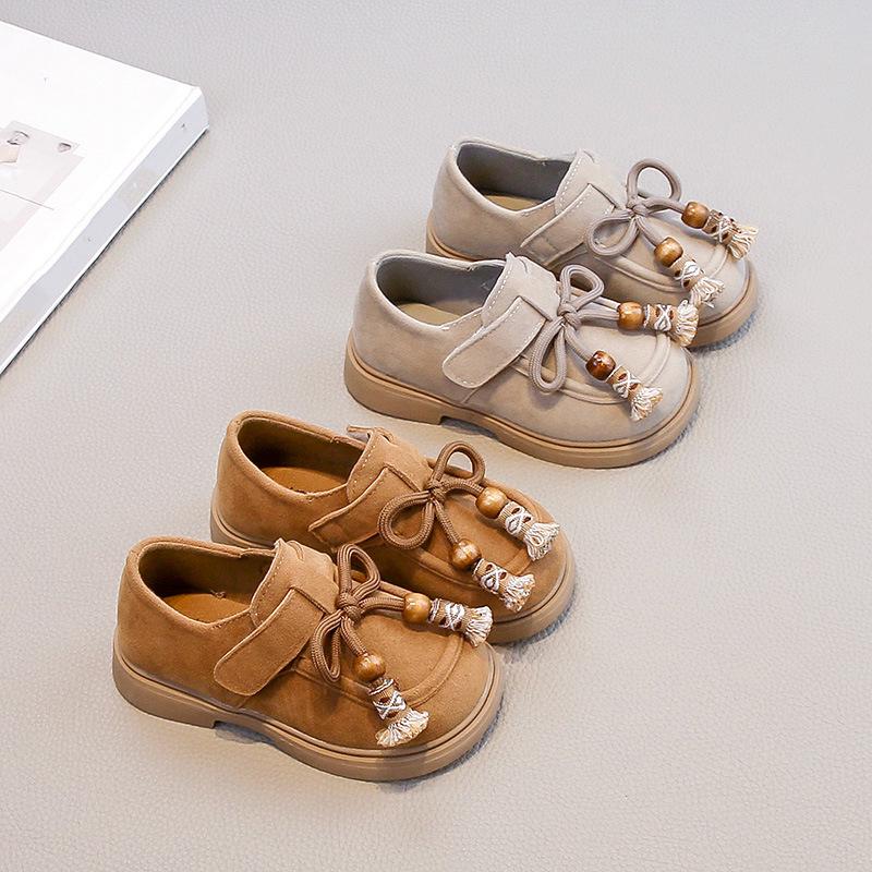 Girls' Tassel Birkenstock Shoes - 2026 Spring/Autumn Casual Leather Moccasins for Little Girls, New Chinese-Style Versatile Footwear.