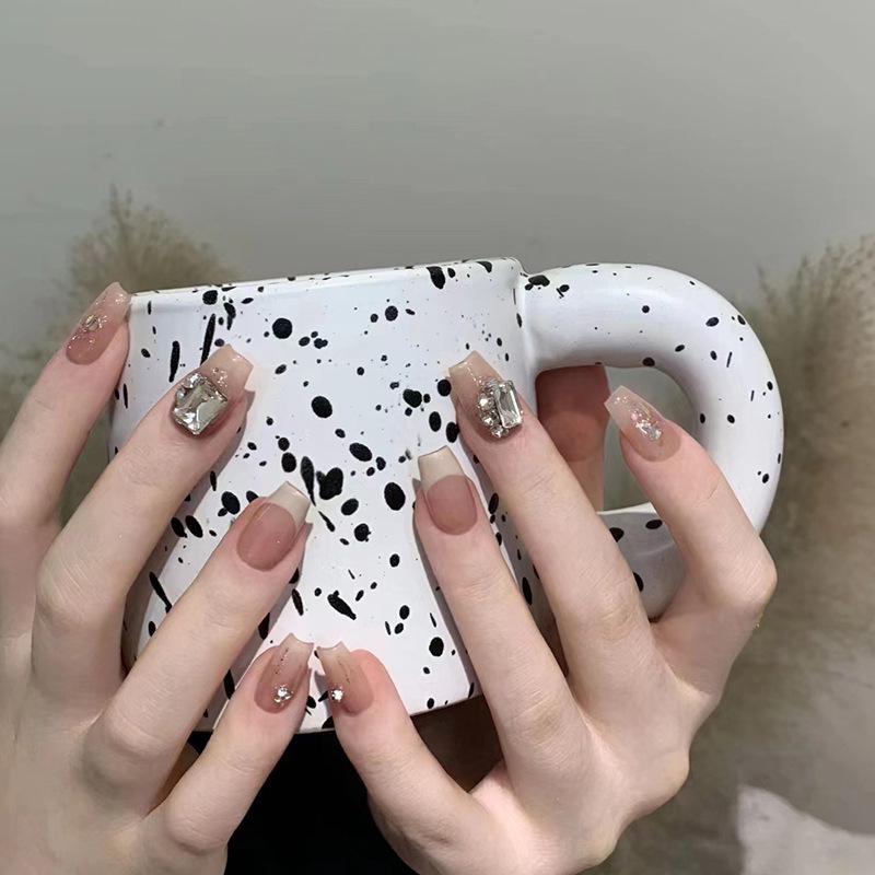 Trendy Milky White Ice Cream-Inspired French Fake Nails - Cool Whitening High-End Wearable Design
