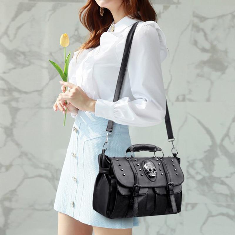 Women Handbag Large Capacity High Quality Female Skull Rivet Crossbody Bag Hiphop Punk Style Fashion Shoulder Travel Bags KTY