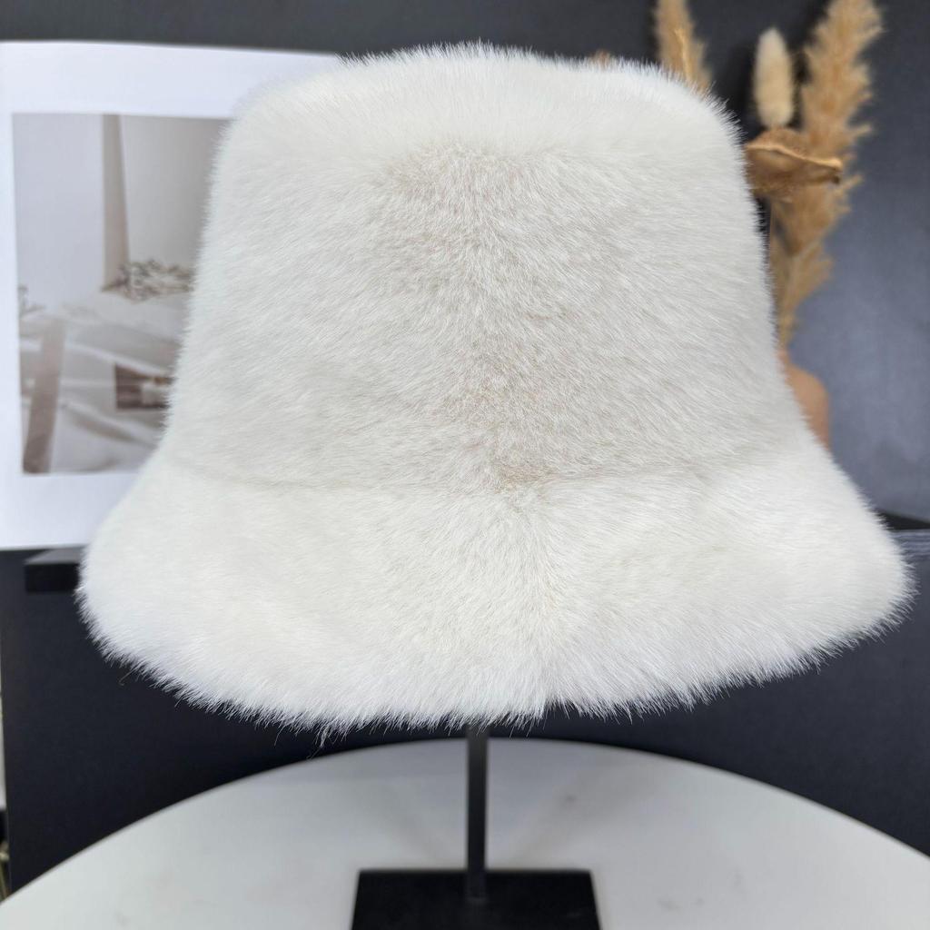 Plush Faux Mink Fur Bucket Hat for Girls - Solid Color, Thickened Velvet for Winter Warmth.