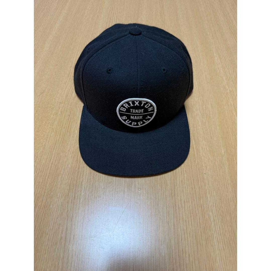 Used BRIXTON snapback cap black