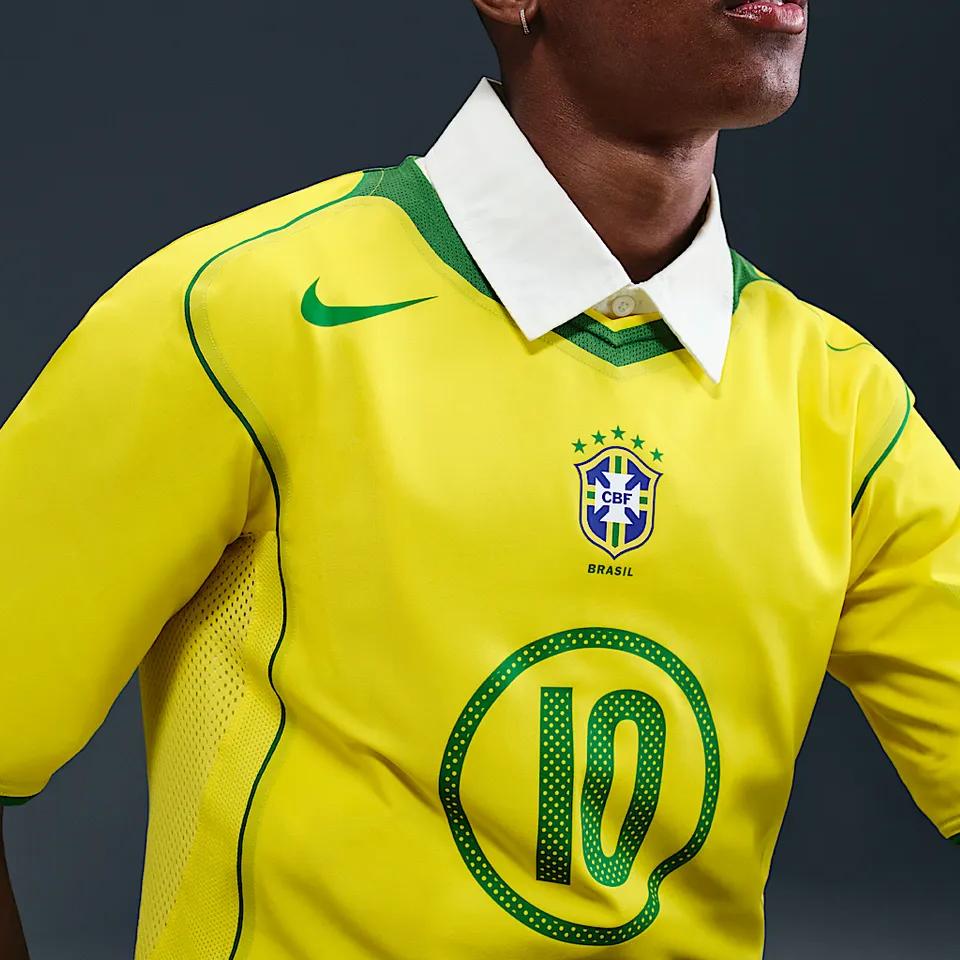 Nike Ronaldinho Brasile 2004 Total 90 Reissue Maglia da Calcio Replica Nike da Uomo IF2941-731