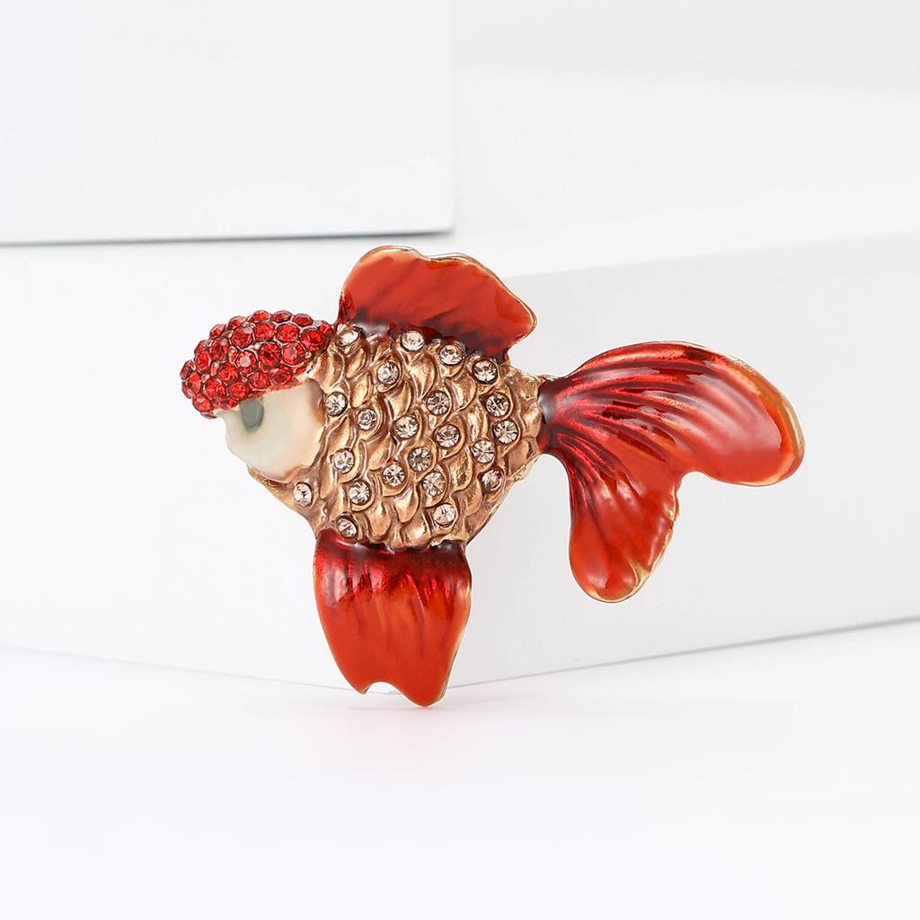 Rhinestone Goldfish Brooches for Women Enamel Sea Animal Pins Event Party Funny Luxury Backpack Decoration Clothes Accessories