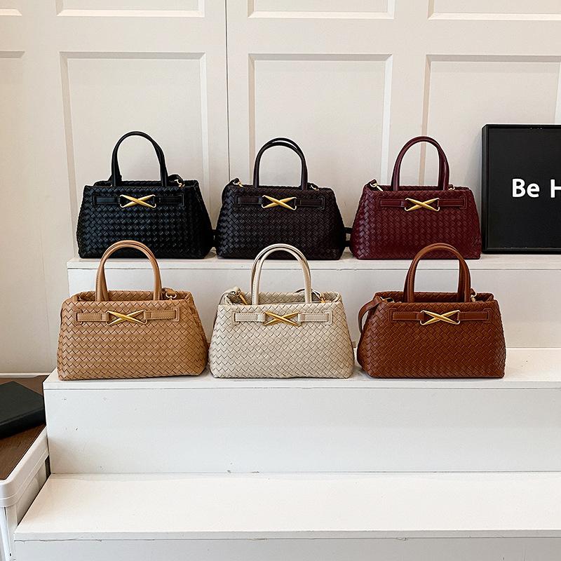 New French woven bag femininity versatile commuter handbag metal bow shoulder messenger bag