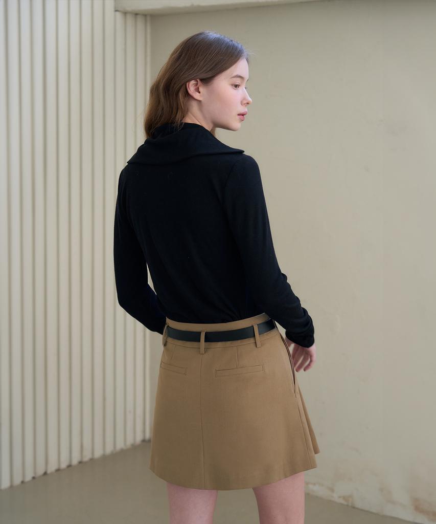 Deuloupisumeon Stitch Pleated Mini Skirt [Beige]