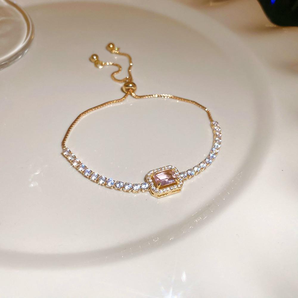 Advanced Zirconia Stone Diamond Pulling Bracelet for Women with Simple Elegant Style Niche Fashion Design Handmade Decoration