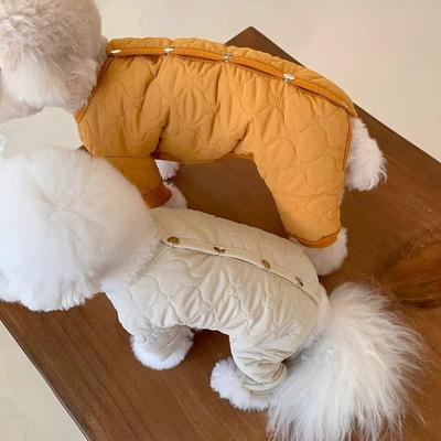Japonya ve Güney Kore Basit Stil Sonbahar ve Kış Köpek Kalınlaştırılmış Kapitone Pamuklu Hırka Dört Ayaklı Pamuklu Dolgulu Mont Kedi Sıcak Teddy Evcil Hayvan Giysileri