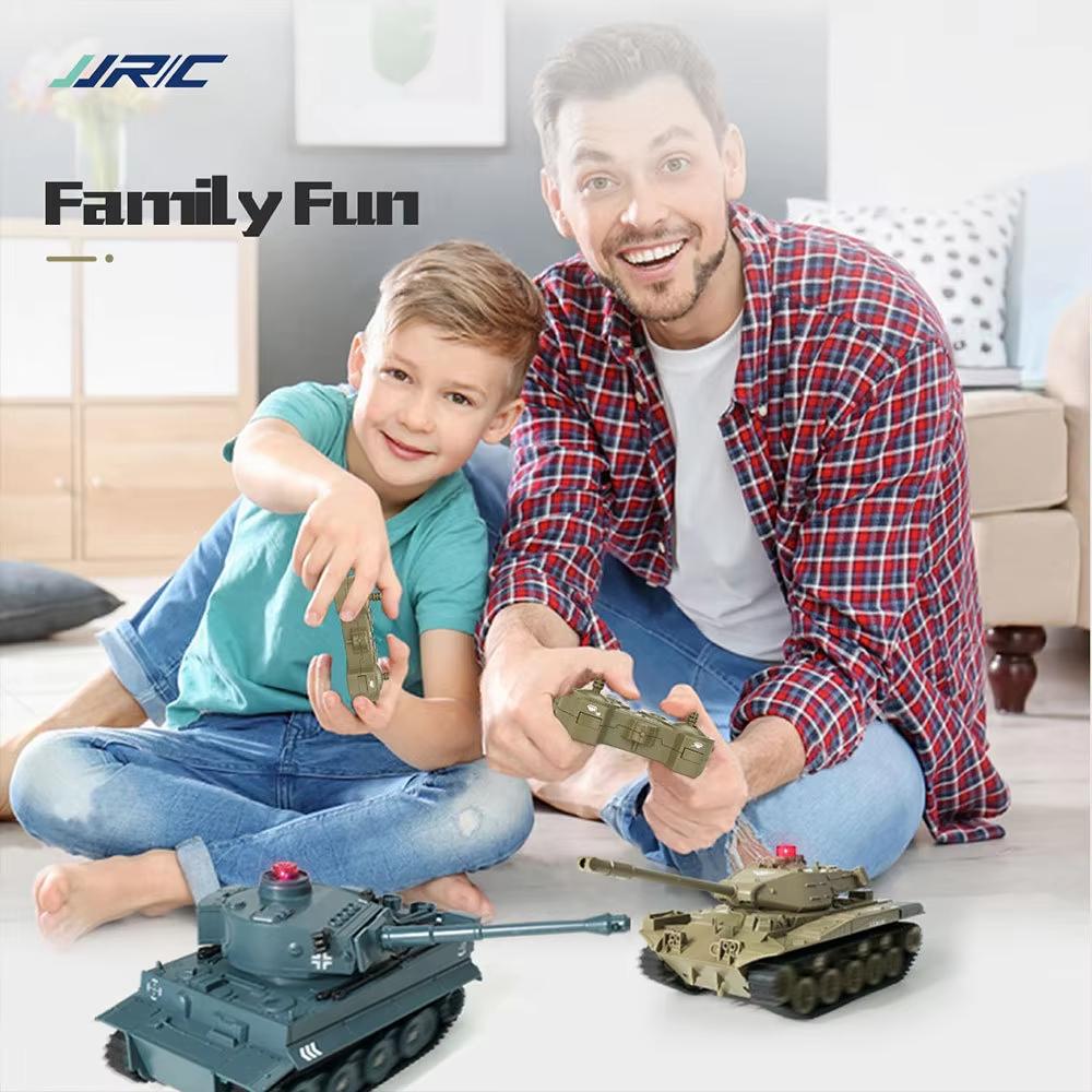 2024 Ny RC Tankmodell Leketøy 2,4G Fjernkontroll Programmerbar Spor Tank Lydeffekt Militær Tank 1/30 Fjernkontroll Billeketøy Passer for gutter Gave