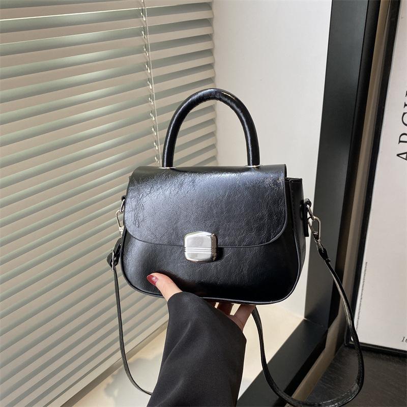 

Fashion trend women s bag texture beautiful handbag summer new versatile shoulder messenger bag чёрный